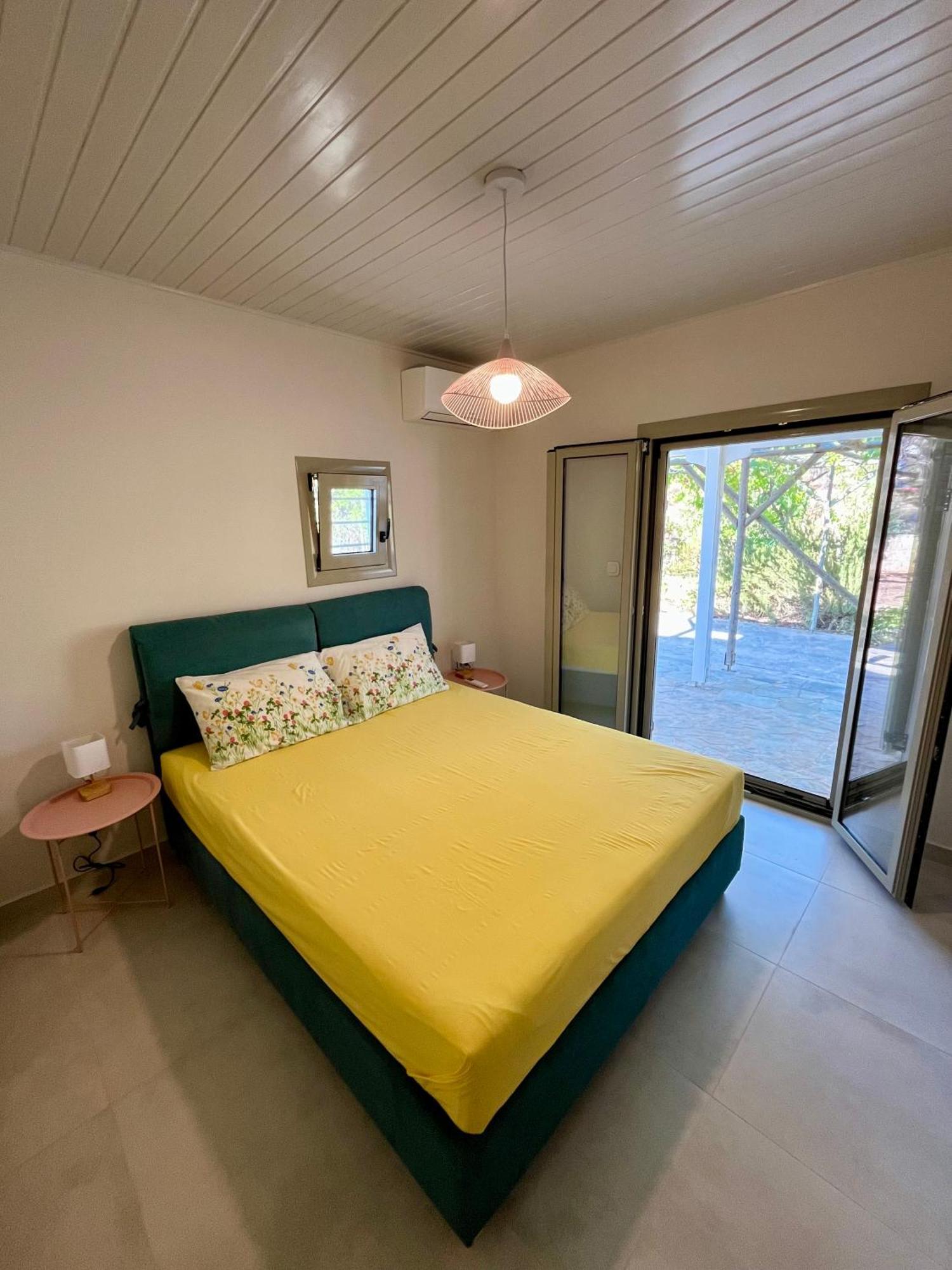 Gianna'S Guesthouse Pylos Exterior photo
